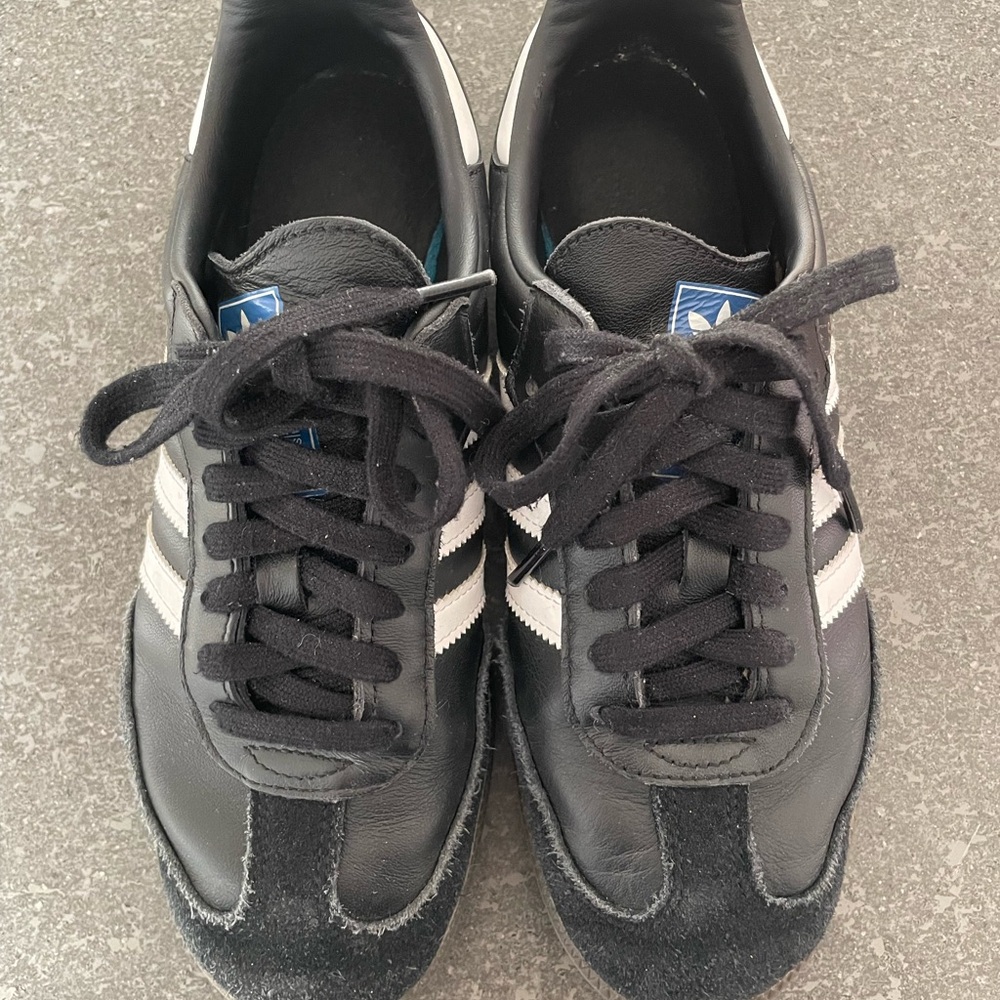Black Adidas Sambas -Men’s 6.5, Women’s 8